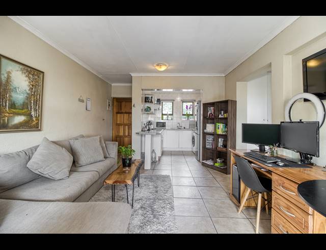 1 BEDROOM APARTMENT RENTED IN FOURWAYS